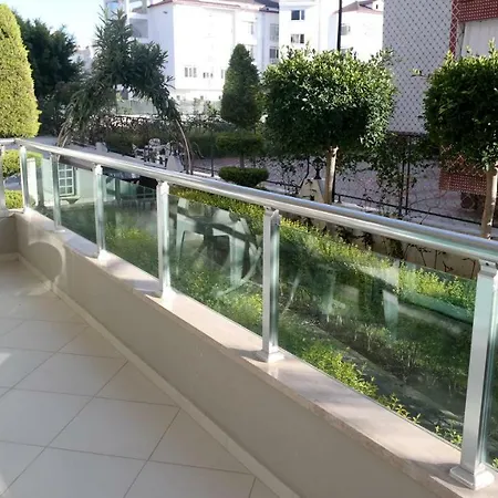 Уютные Апартаменты В Отличном Районе Apartament